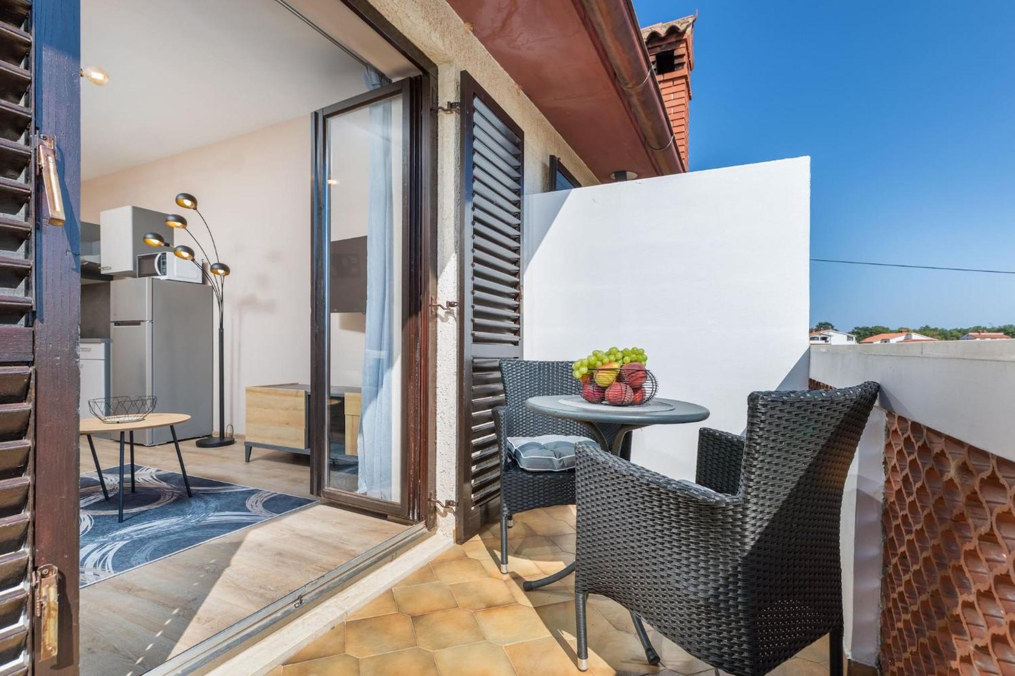 Marceta - Apartments & Rooms With Swimming Pool ฟาชานา ภายนอก รูปภาพ