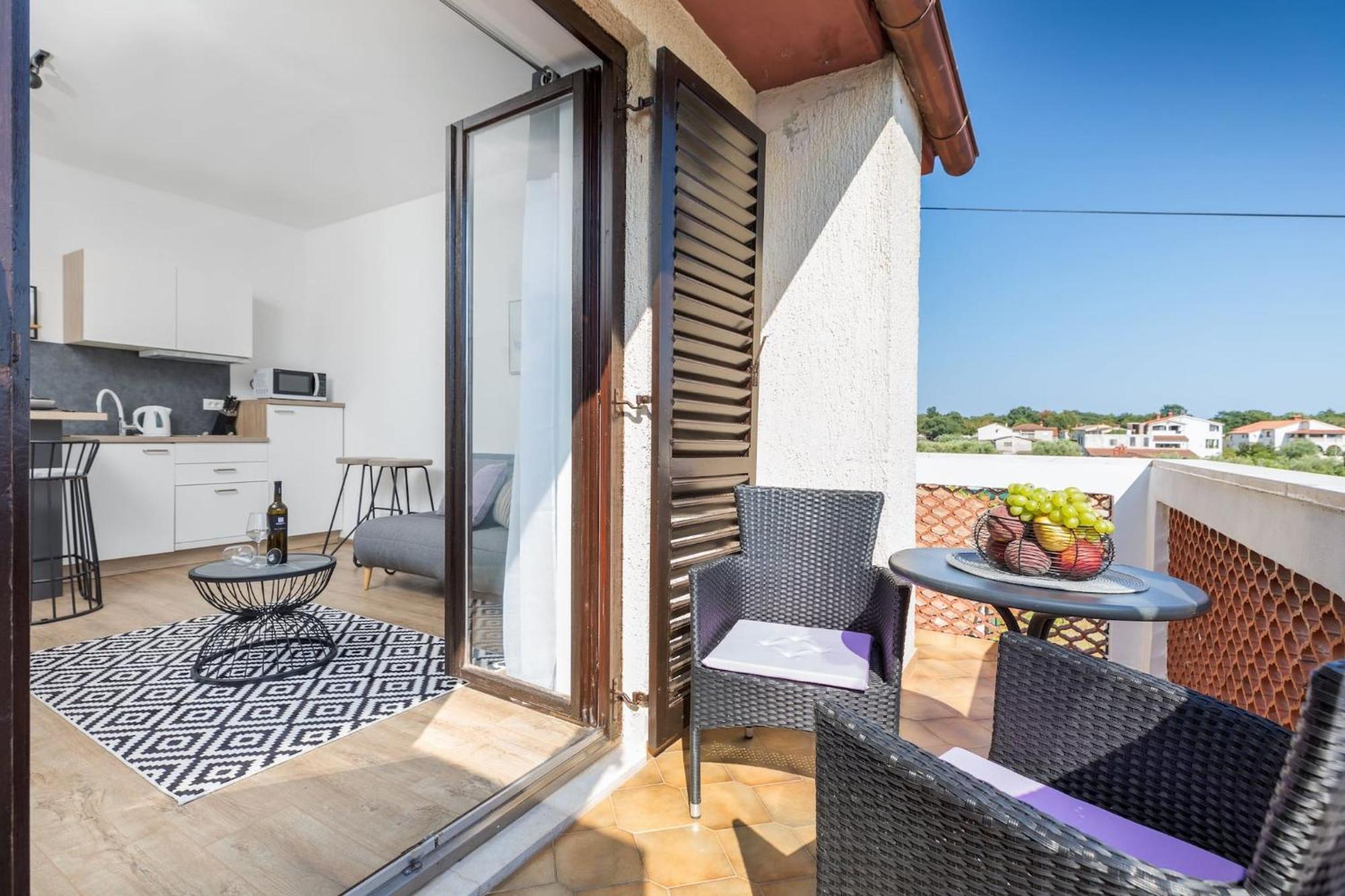 Marceta - Apartments & Rooms With Swimming Pool ฟาชานา ภายนอก รูปภาพ